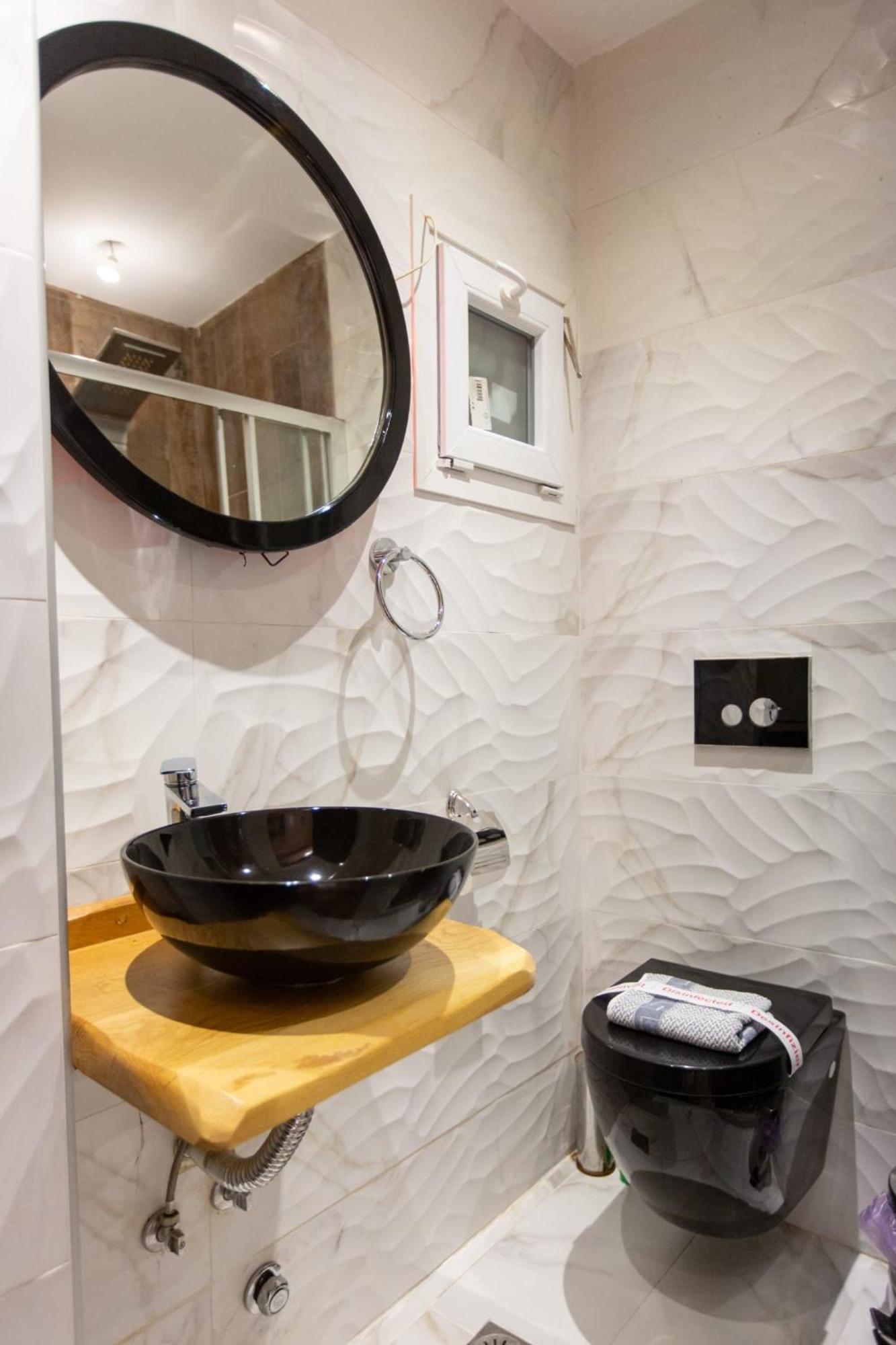 Modern Design Close To Center Διαμέρισμα